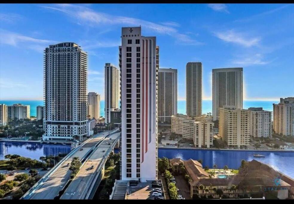 Ocean Views - Pool & Gym - Pet Friendly - Close To Beach Plaja Hallandale Exterior foto