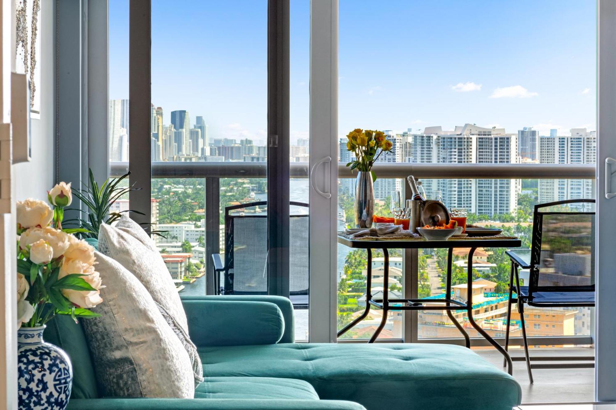 Ocean Views - Pool & Gym - Pet Friendly - Close To Beach Plaja Hallandale Exterior foto