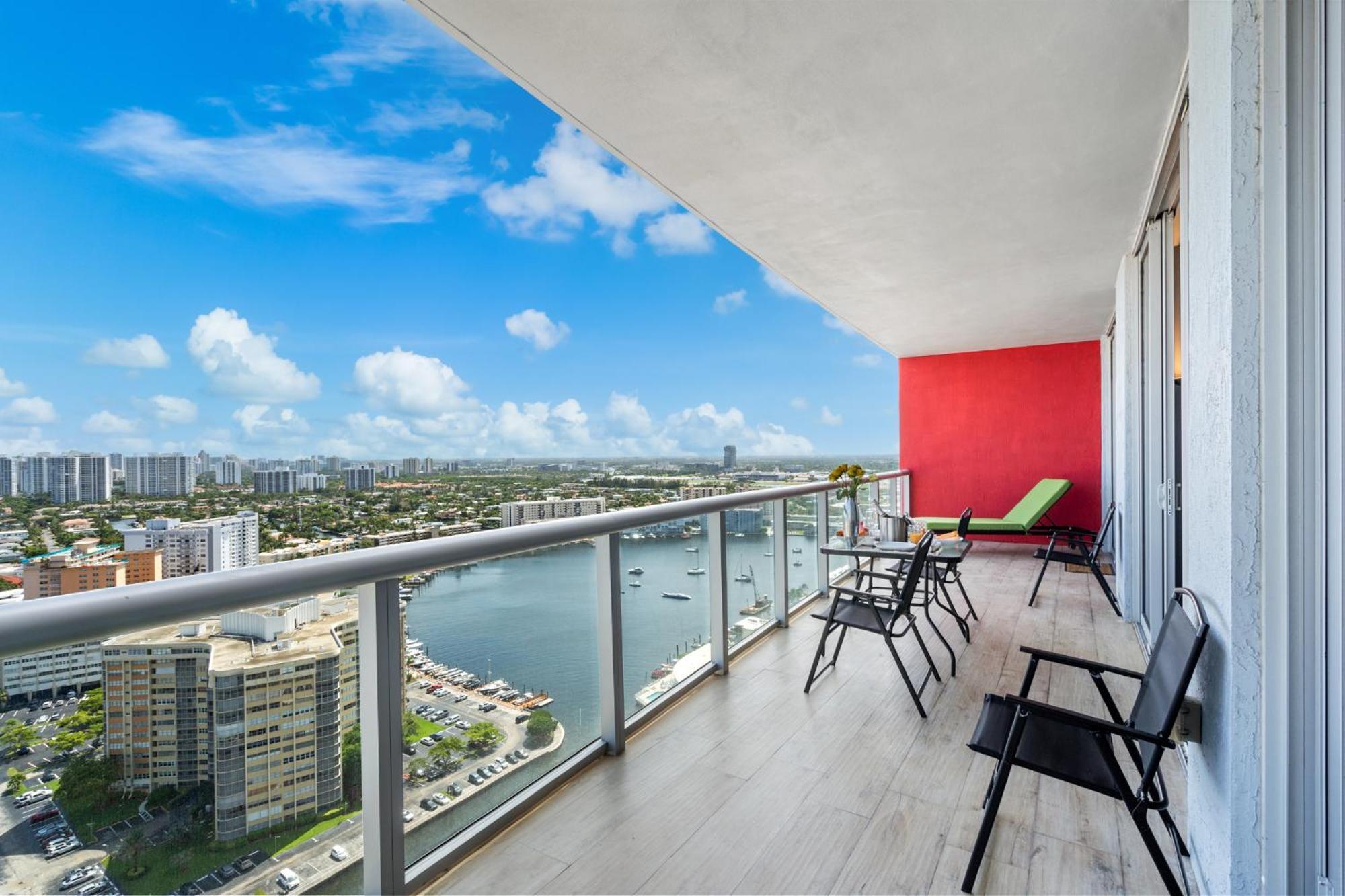 Ocean Views - Pool & Gym - Pet Friendly - Close To Beach Plaja Hallandale Exterior foto